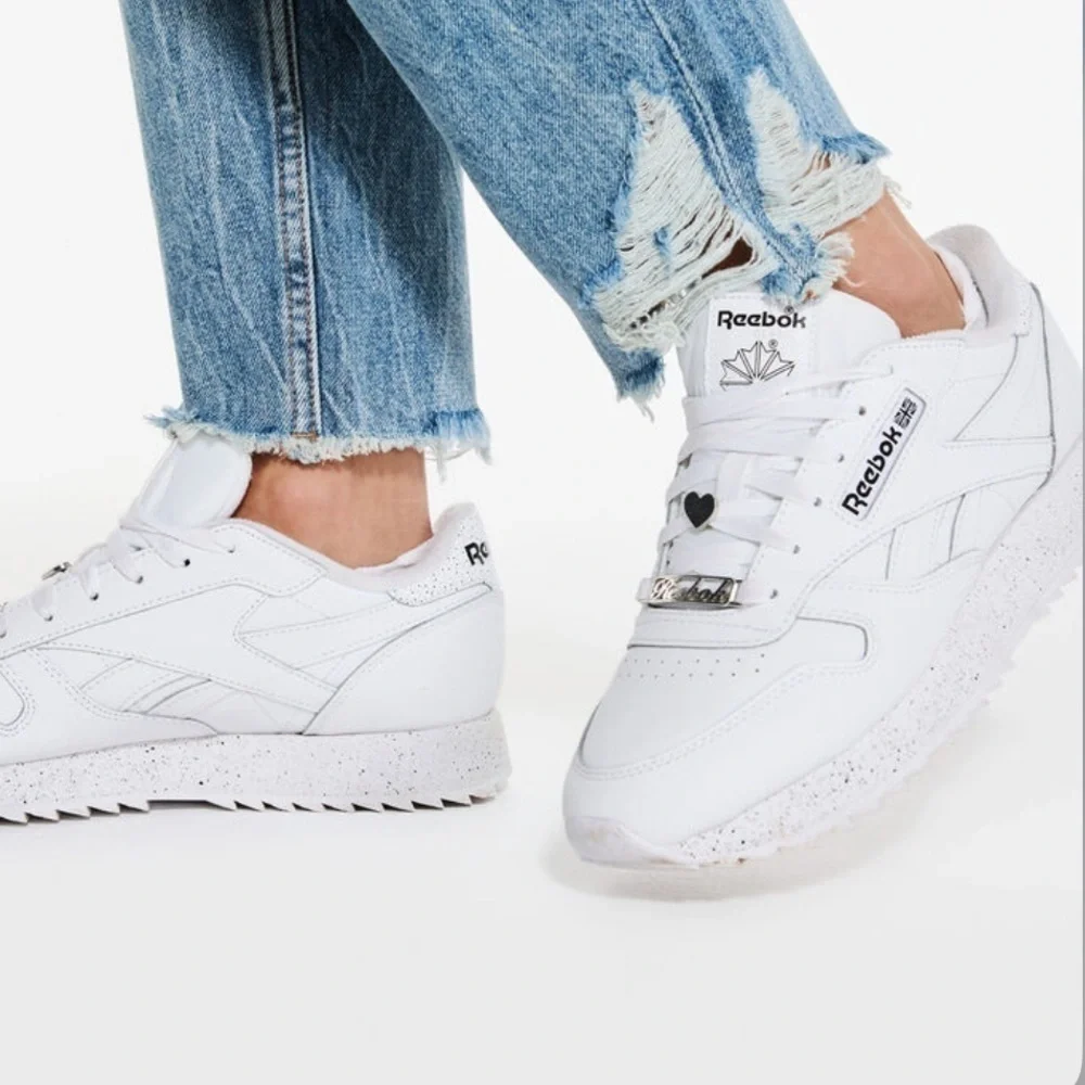 Aéropostale Distressed Mom Jean | SIZE 14R - Picture 4 of 14